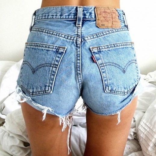levi's jeans that make your bum look good